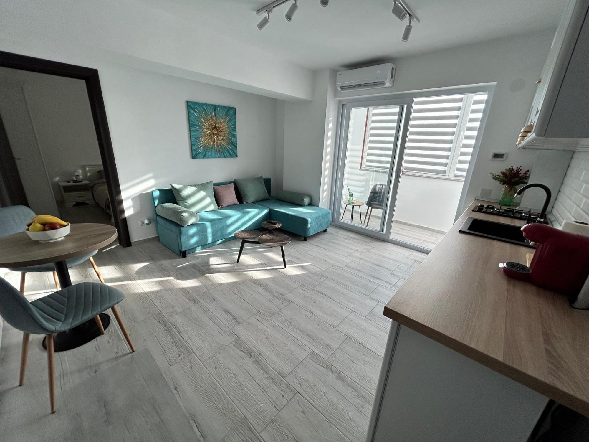 1 Mai - Luxury Park Apartments - Self Check-In - Private Parking - 2 Craiova Eksteriør billede